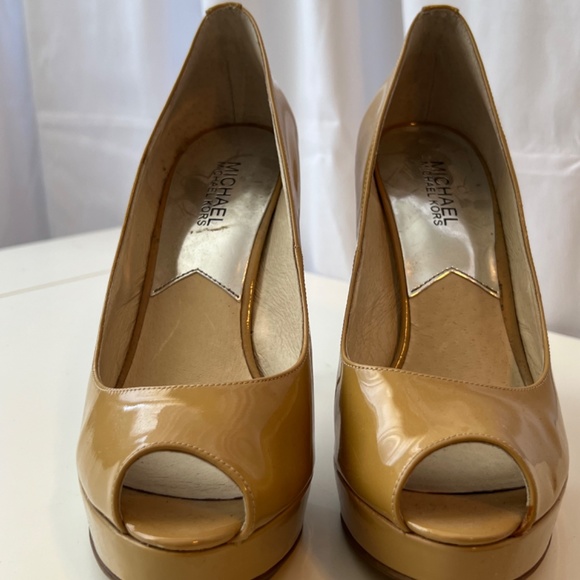Michael Kors Patent Platform Heels - Picture 1 of 3